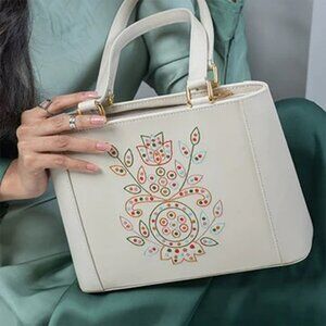 jafferjees Gui-e Surkh HANDBAG-NEW without tags